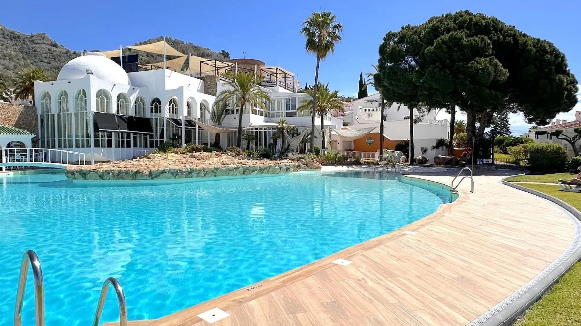 Apartment Ferienwohnung Fuer 4 Personen Ca 40 Qm In Nerja, Andalusien Costa Del Sol